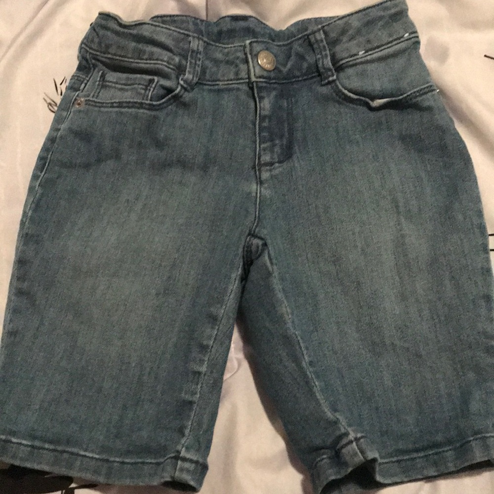 Girls Gymboree Bermuda shorts